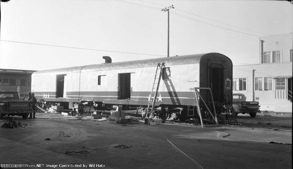 AFT Entrance Car 100
